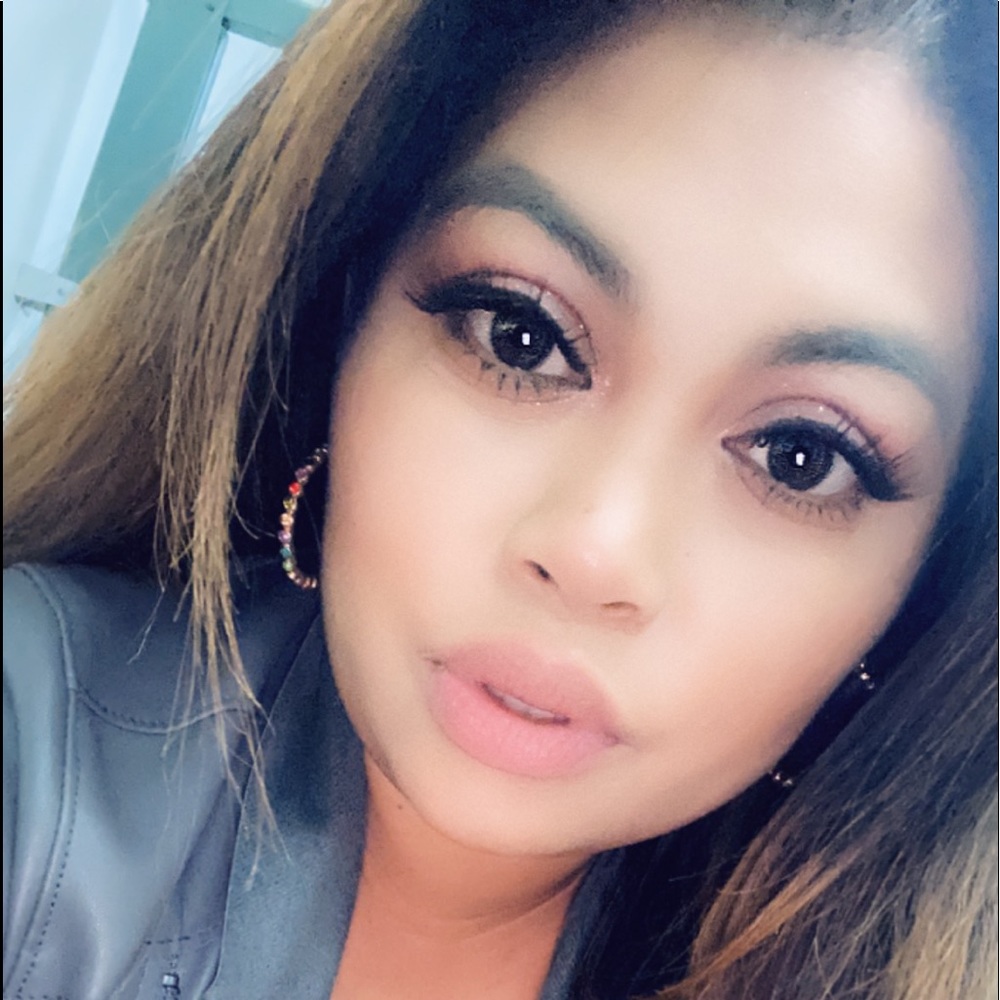 Meet your Posher, Vanessa